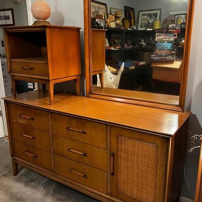 Mid-Century Modern King Size Bed Set but Century Furniture Co
