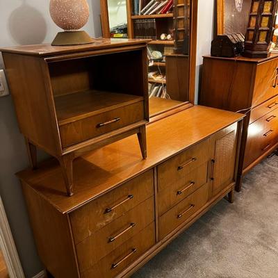 Mid-Century Modern King Size Bed Set but Century Furniture Co