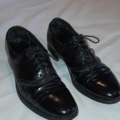 Men's Black dress shoes Size 10