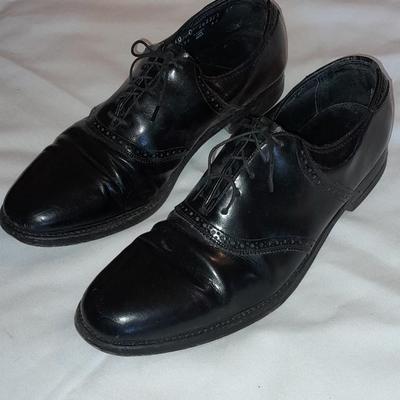 Men's Black dress shoes Size 10