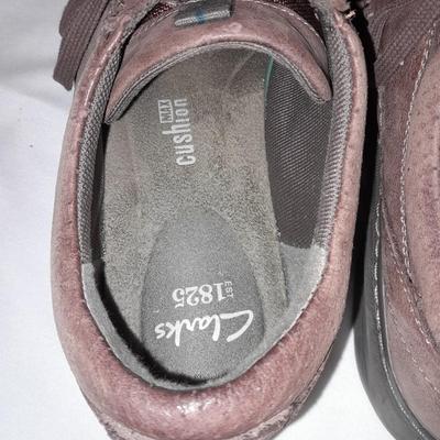 Men's Clark's shoes size 10.5