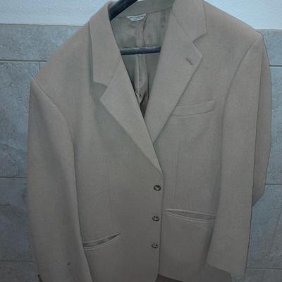 Five suit coats Huntington, 42L, Handwoven Donegal tweed, Joslins and more brands