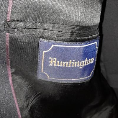 Five suit coats Huntington, Bill Blass, Jos A Bank, Joslins and more brands