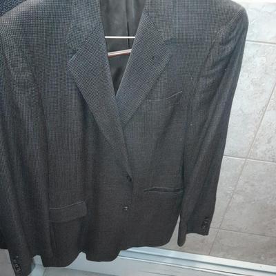 Five suit coats Huntington, Bill Blass, Jos A Bank, Joslins and more brands