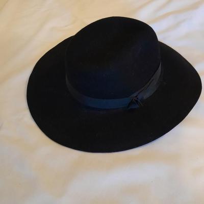 Vintage Cyrus Douglas Beaver hats St. Louis Mo. Size 7 3/8