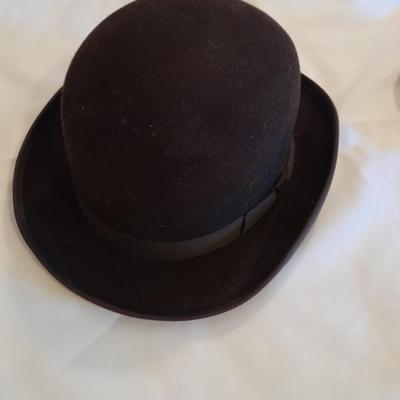 Two hats - Golden gate hat company international collection 7 3/8 -