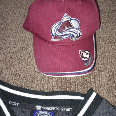Colorado Avalanche Cap and Concepts sport sweater