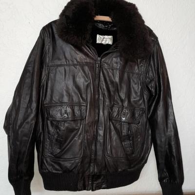 Men's Lined vintage Bomber style Deerskin trading post coat 42L