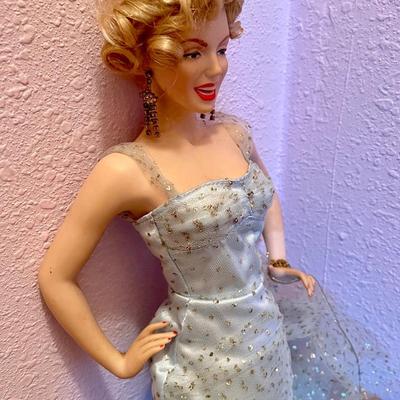 Franklin Mint Marilyn Monroe doll