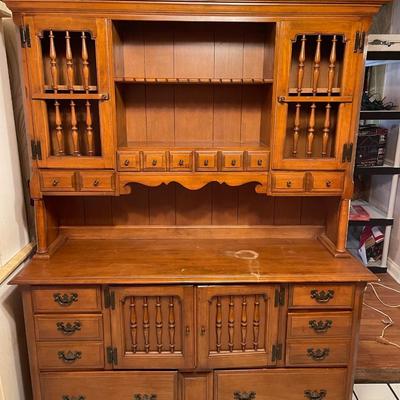 Ethan Allen Hutch
