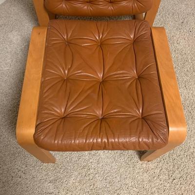 Bjarne Dahlqvist Leather Bentwood Lounge Chair with Footstool (O-KW)