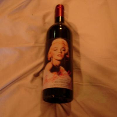 1985 Marilyn Monroe Collectors wine Bottle