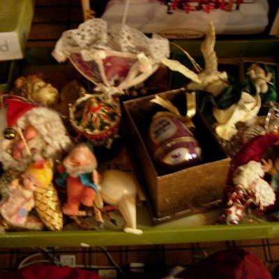 Christmas ornaments lot