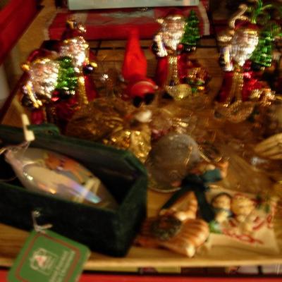 Christmas ornaments lot