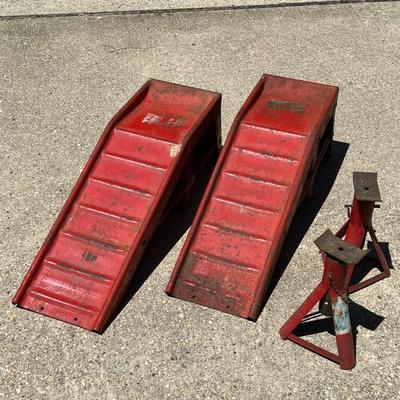 Duo (2) ~ Metal Jack Stands & Loading Ramps