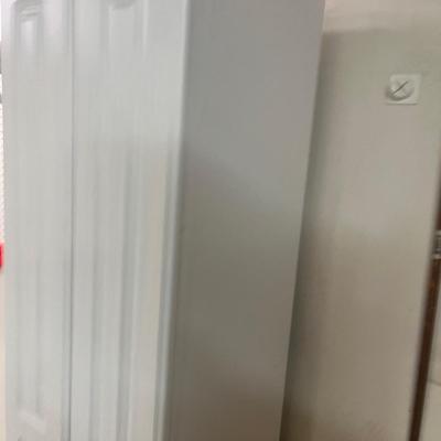 Tall White Cabinet (WS-MG)