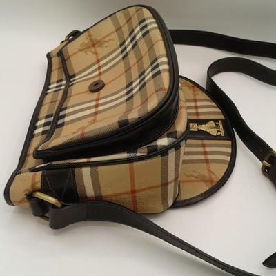 Burburry's beige/black Haymarket Check Handbag