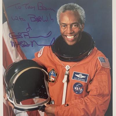 Astronaut Guion Bluford Jr. signed official NASA photo. GFA Authenticated