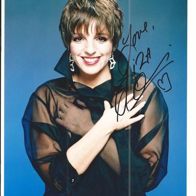 Liza Minelli signed photo
