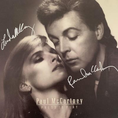 Paul McCartney Press To Play signed album. GFA Authenticated