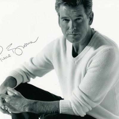 James Bond Pierce Brosnan signed photo