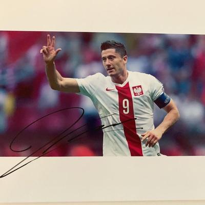 Poland Soccer Captain Robert Lewandowski signed photo