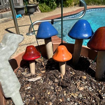 Variety of Lawn Ornaments/Decor (12 Total)