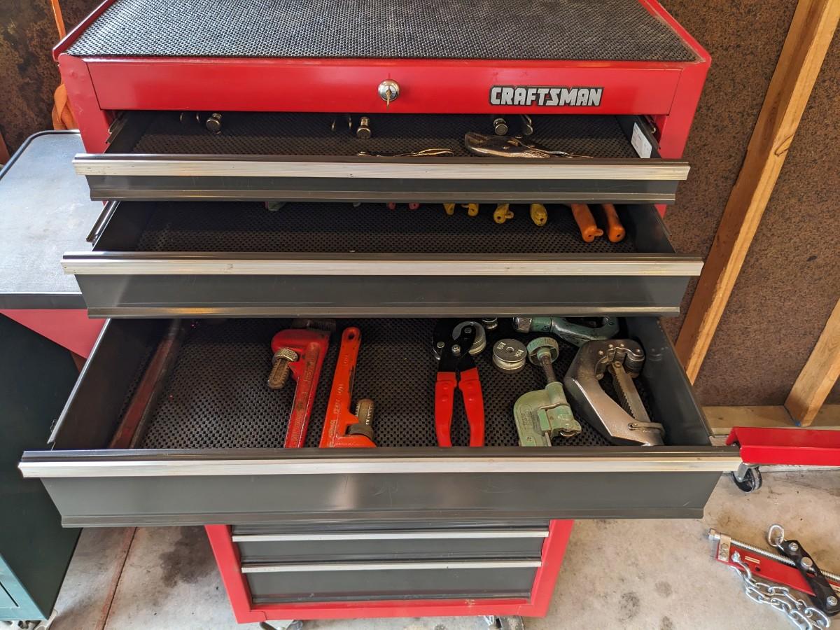 15 Drawer Craftsman Tool with Keys