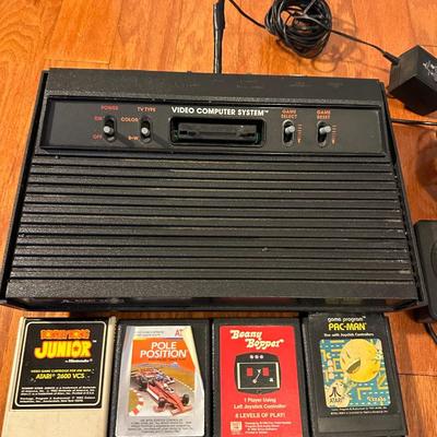 Vintage Atari 2600 w/ Games