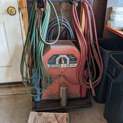 Lincoln 225 Amp Arc Welder