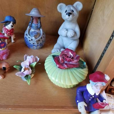 Figurines
