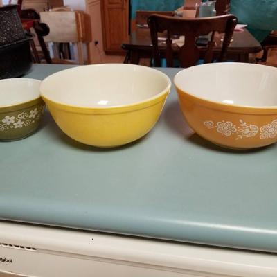 Pyrex  Bowls