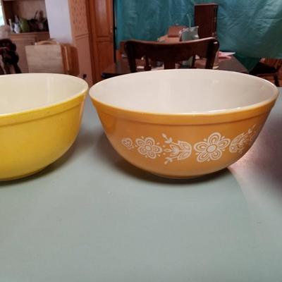 Pyrex  Bowls
