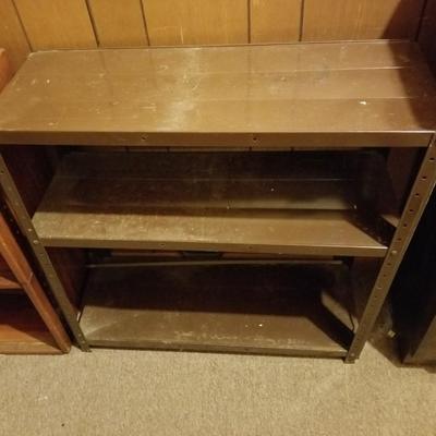 2 Shelves