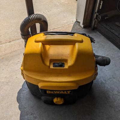 DeWalt Mobile Vacuum DC500