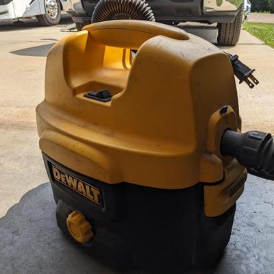 DeWalt Mobile Vacuum DC500