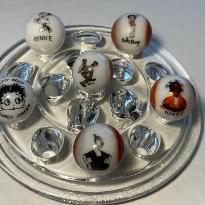 Lot of 6 character Marbles