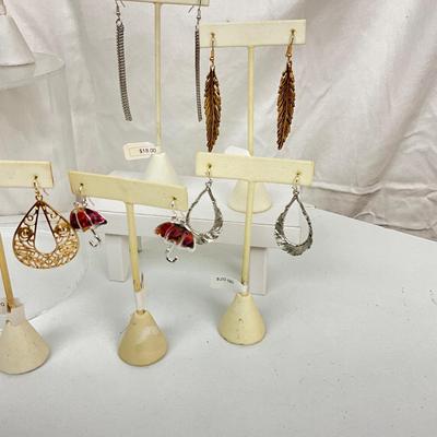 416 Lot of Assorted Gold and Silver Tone Earrings