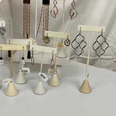 417 Assorted Gold and Silver Tone Necklace and Dangle Earring Lot
