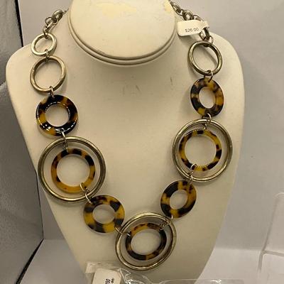 418 Golden and Tortoise Style Jewelry Necklace, Earrings, Bracelet Lot