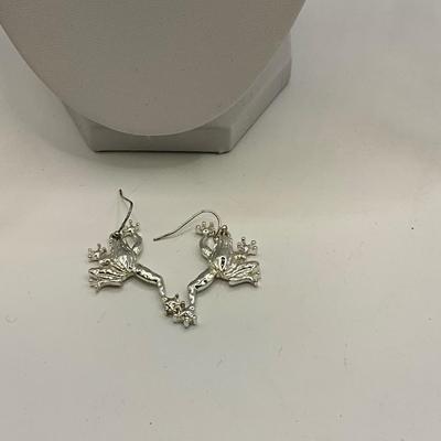 419 Large Silver tone and Enamel Frog Jewelry Lot