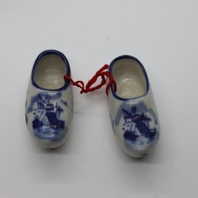 Mini Delft Porcelain Shoes, Blue & White Porcelain Dishes