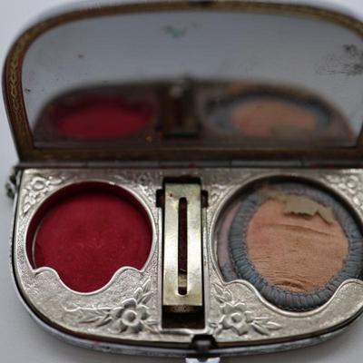 Vintage Makeup Compact