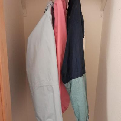 Women's Jackets Blair, Nike and Helly Hansen Medium and large