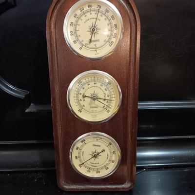Vintage wood framed wall mount Springfield Barometer