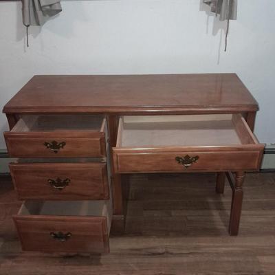 Solid wood student / office desk with chair