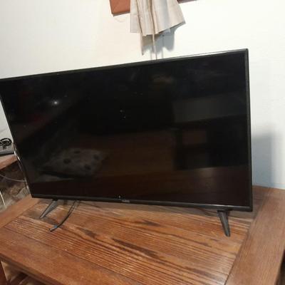 VIZIO D-Seriesâ„¢ 40â€ Class (39.5" Diag.) LED Smart TV | D40f-G9 Television TV