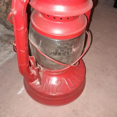Vintage Dietz Lantern No. 2 D-Lite USA NY. Oil lantern