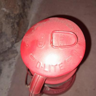 Vintage Dietz Lantern No. 2 D-Lite USA NY. Oil lantern