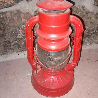 Vintage Dietz Lantern No. 2 D-Lite USA NY. Oil lantern